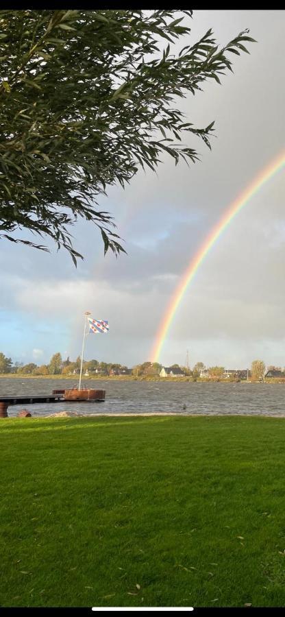 'T Paviljoenhus Bij Sneekermeer Offingawier ภายนอก รูปภาพ